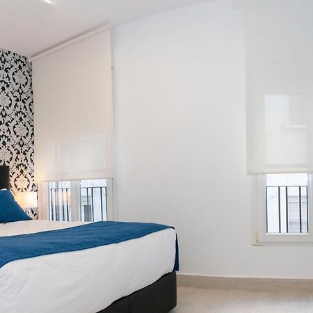 Hostal Boutique I Host You Madrid Exterior photo